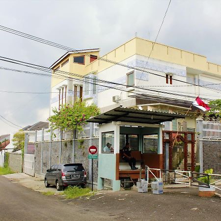 Zen Rooms Cassa Dua Pasteur Bandung Dış mekan fotoğraf
