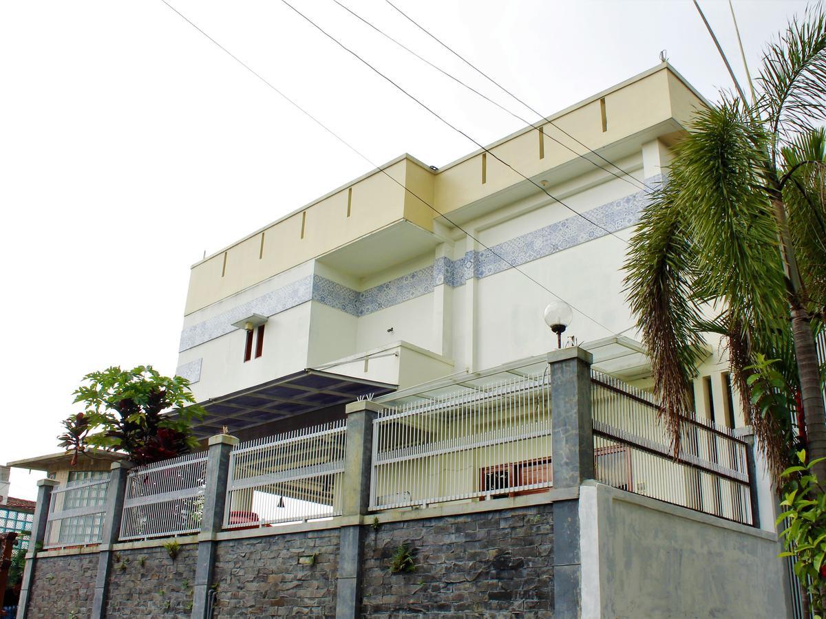 Zen Rooms Cassa Dua Pasteur Bandung Dış mekan fotoğraf
