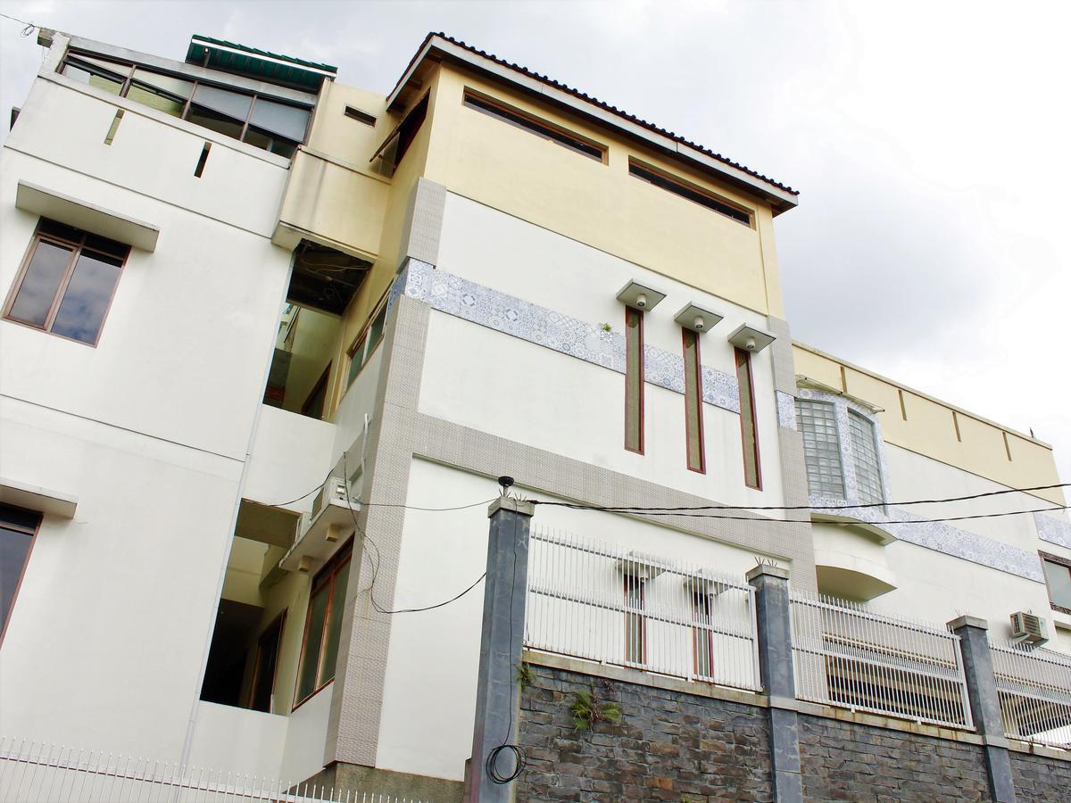 Zen Rooms Cassa Dua Pasteur Bandung Dış mekan fotoğraf
